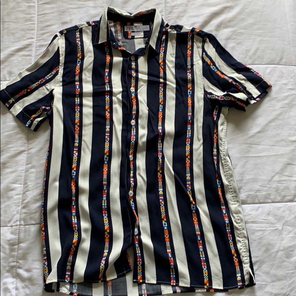Zara Men’s Small - Print Button Up Shirt